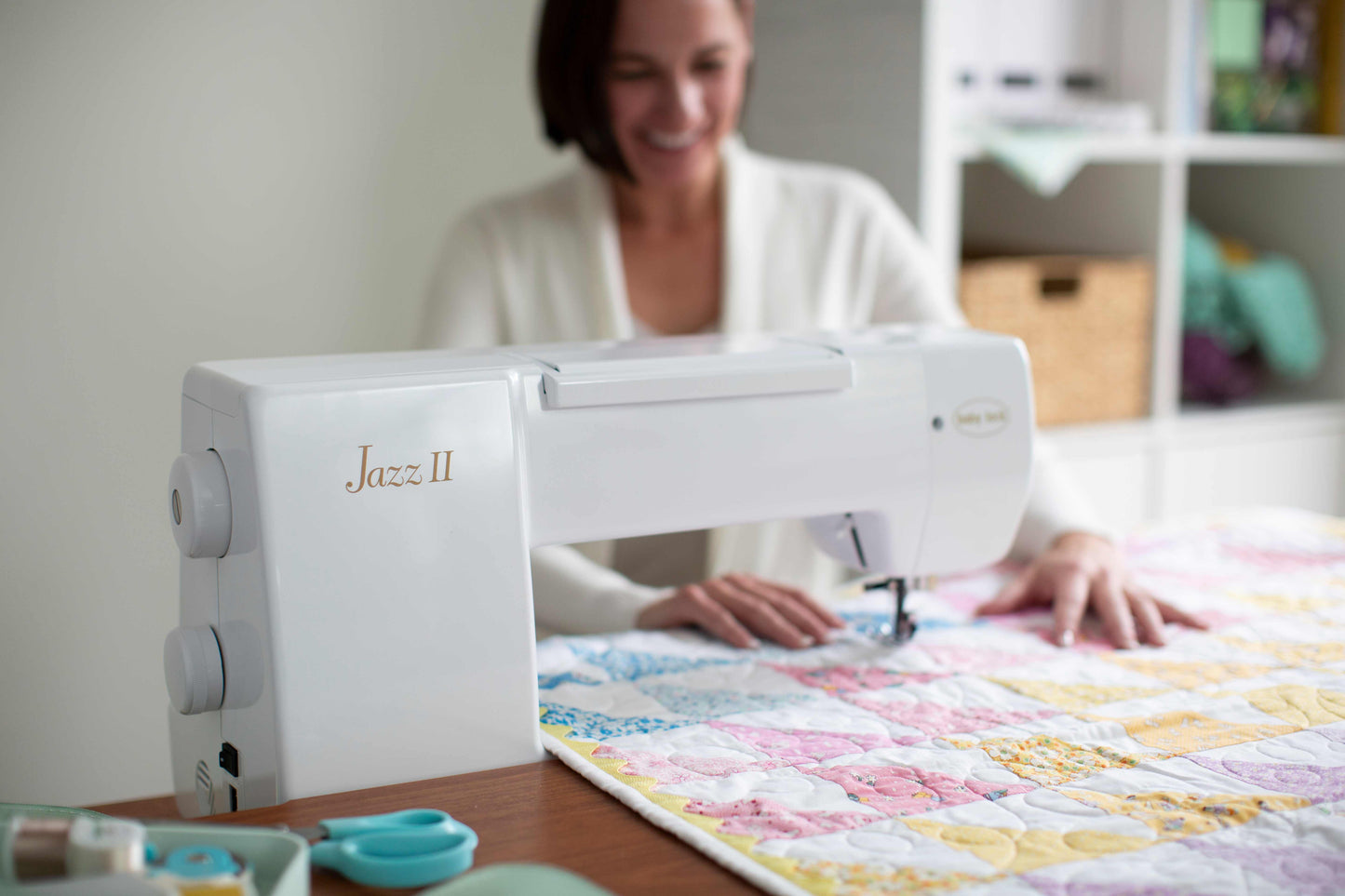 Baby Lock Jazz II DC motor Quilting Machine